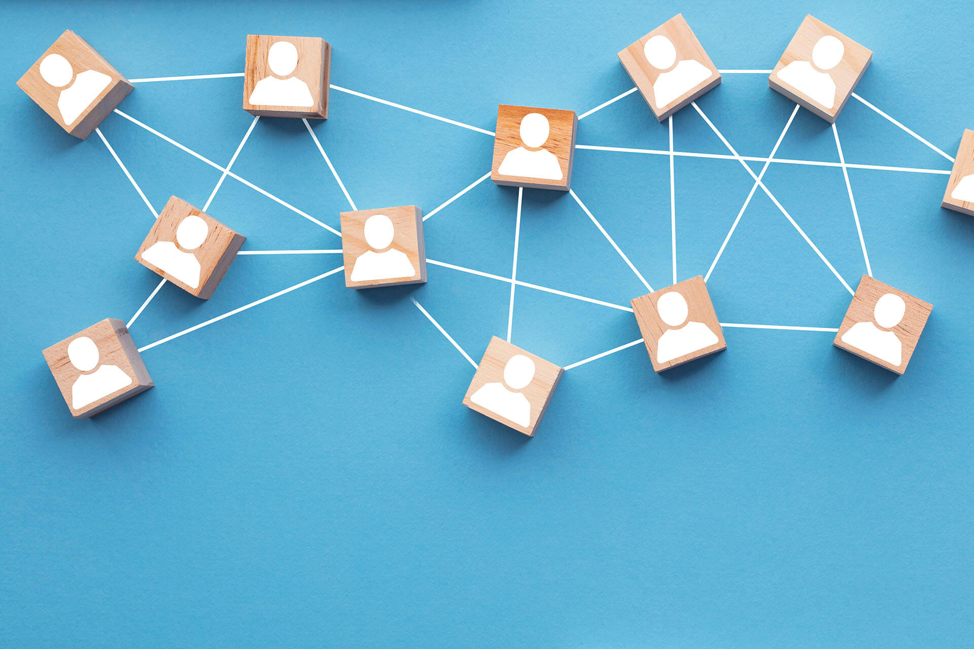 person icons linked together